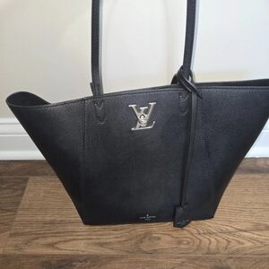 Louis Vuitton Lockme Tote